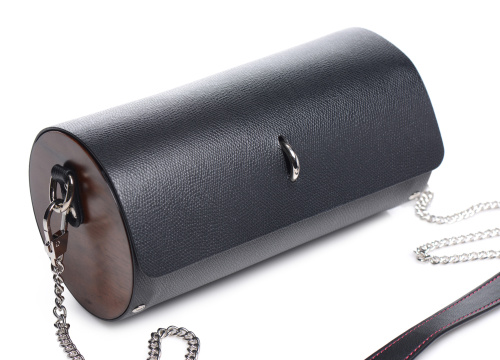 Kinky Clutch  2